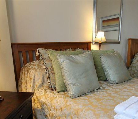 Prestwick Guest House Екстер'єр фото