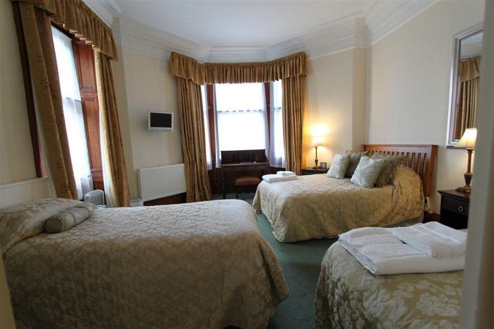Prestwick Guest House Екстер'єр фото